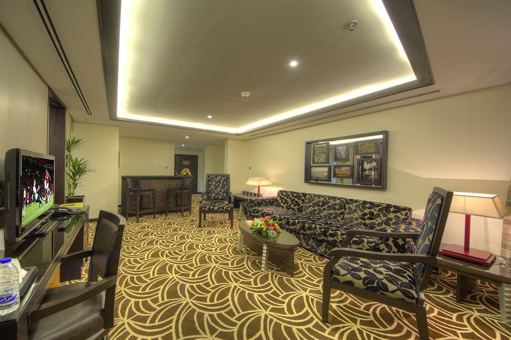 Raintree Rolla Hotel Dubaï Extérieur photo
