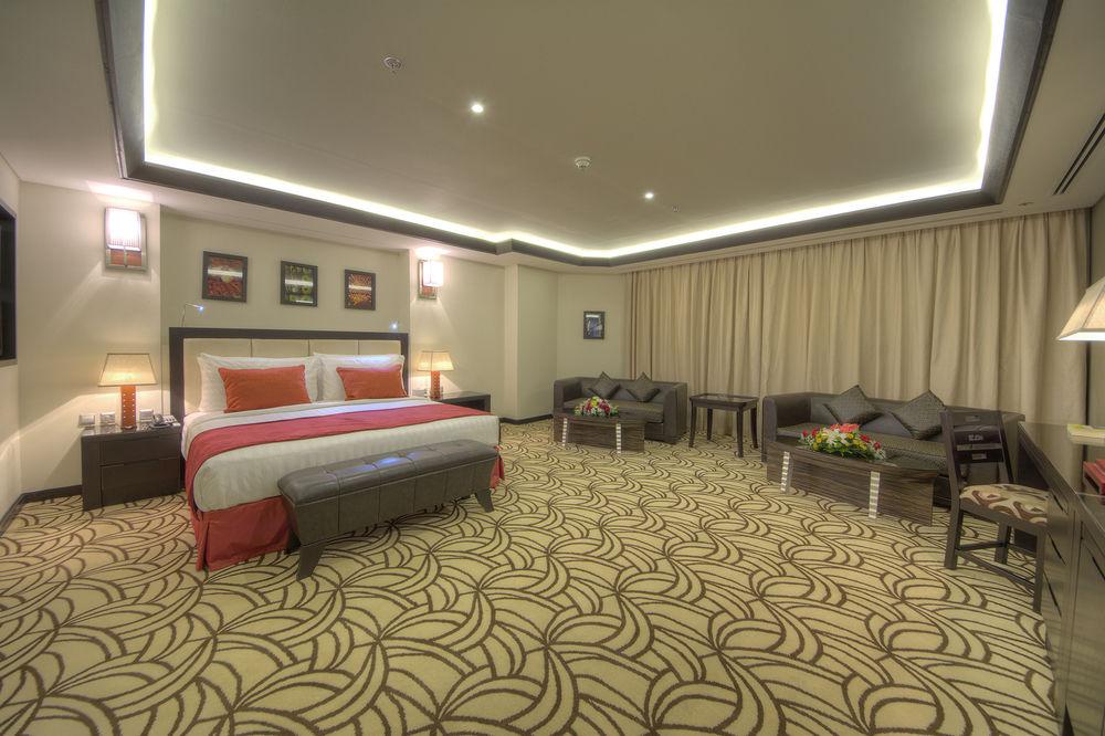 Raintree Rolla Hotel Dubaï Extérieur photo