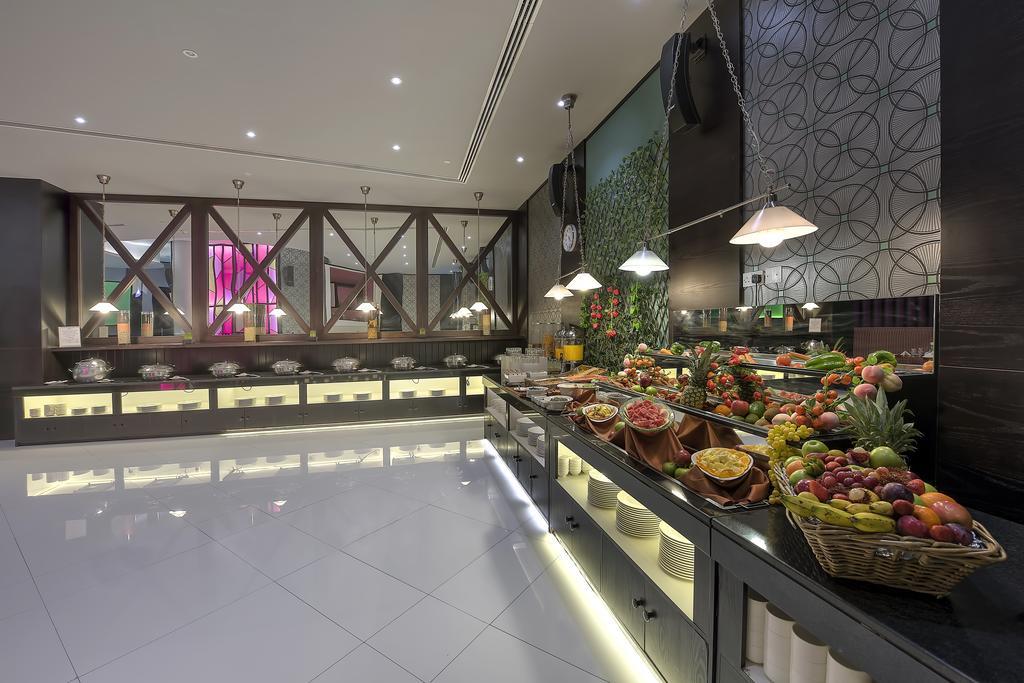 Raintree Rolla Hotel Dubaï Extérieur photo