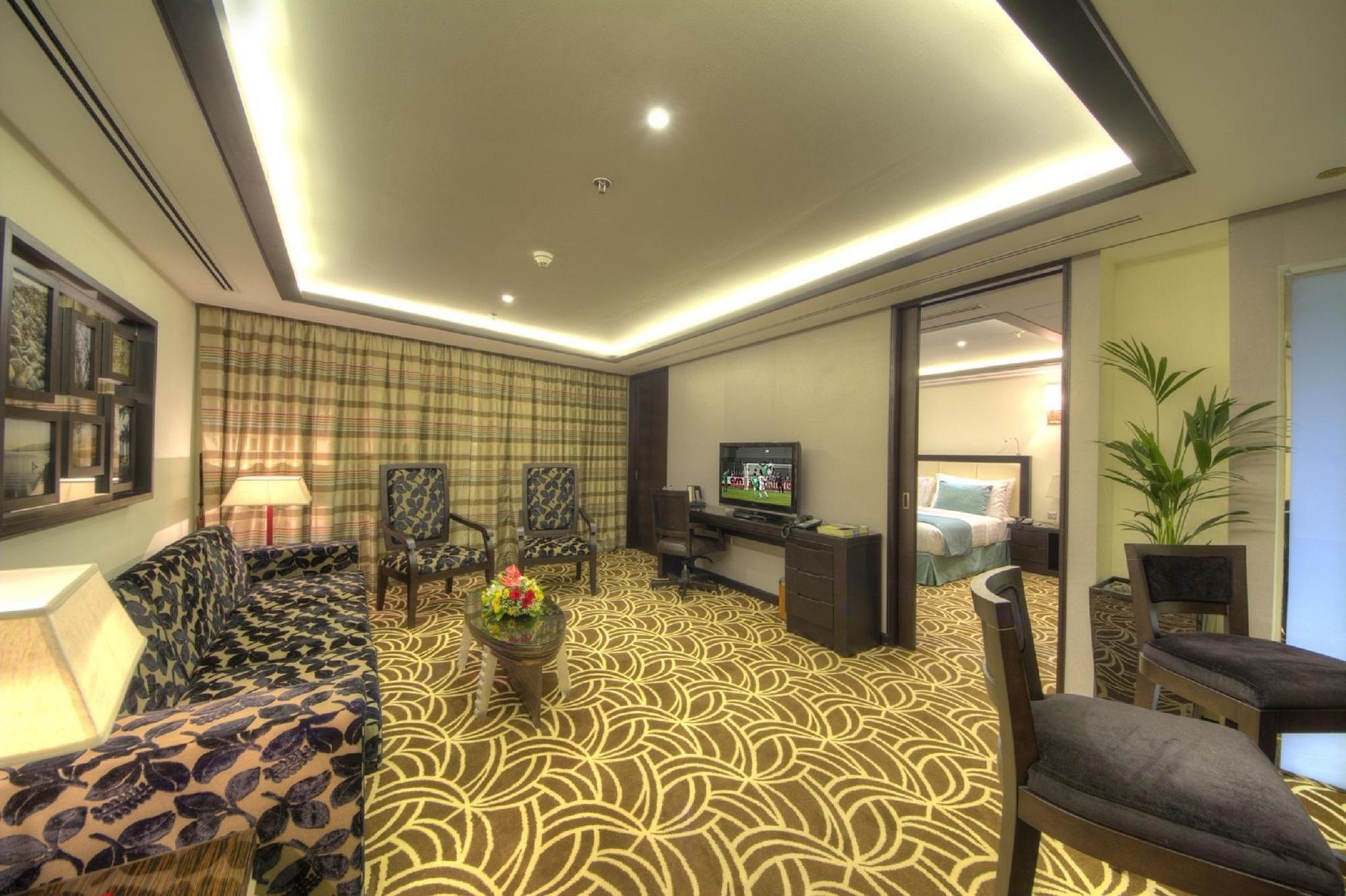 Raintree Rolla Hotel Dubaï Extérieur photo