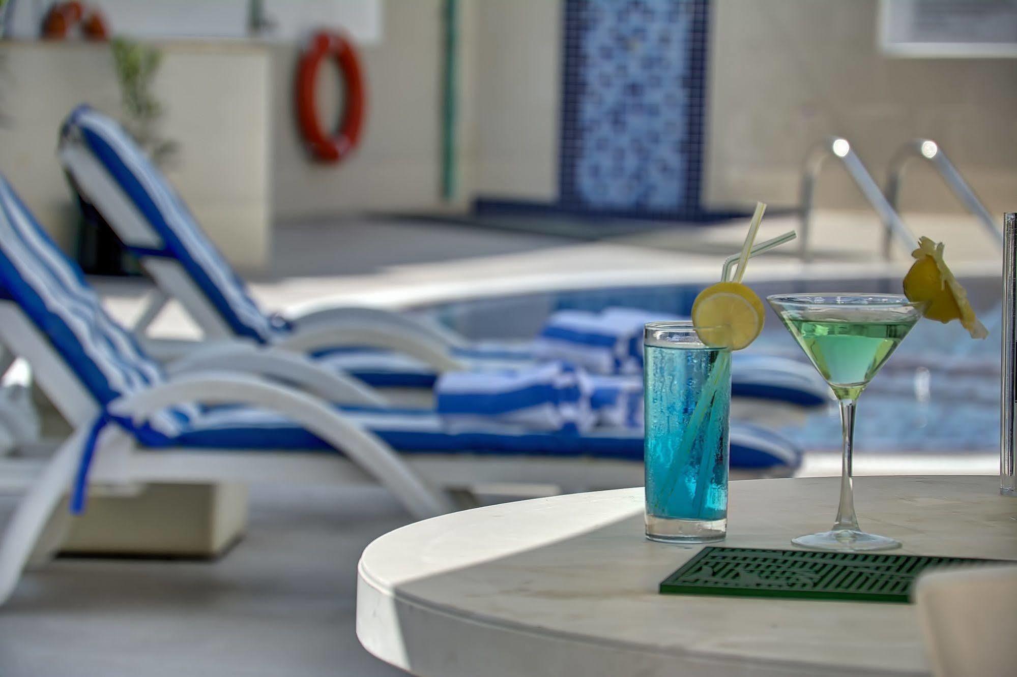 Raintree Rolla Hotel Dubaï Extérieur photo